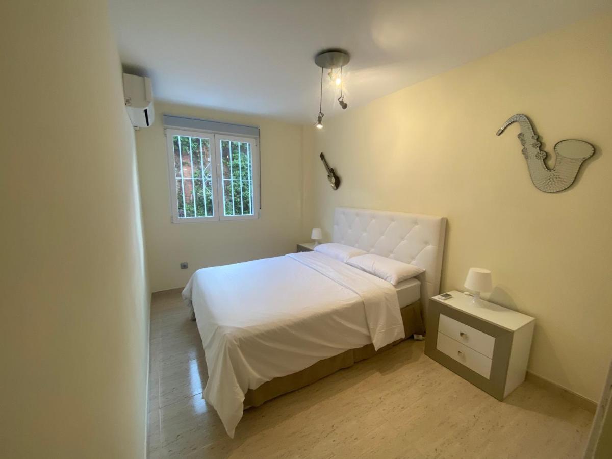 Jardines De Banus Apartments Marbella Bagian luar foto