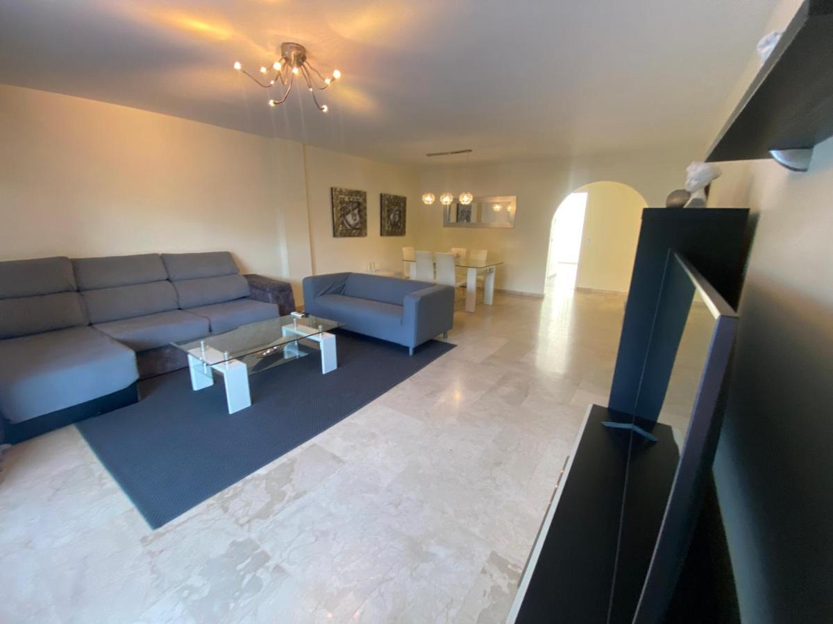 Jardines De Banus Apartments Marbella Bagian luar foto